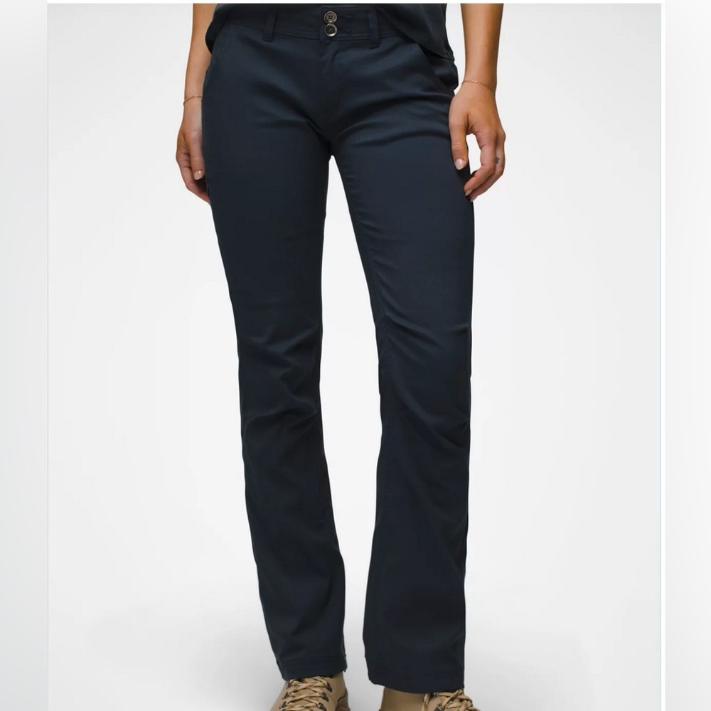 PrAna Halle Roll-up, Navy, Water-Repellent Stretch Pants Size 4